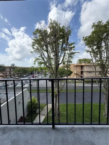 10431 N Kendall Drive Miami FL 33176