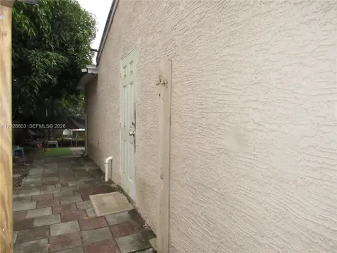 2230 SW 50th Terrace Fort Lauderdale FL 33317