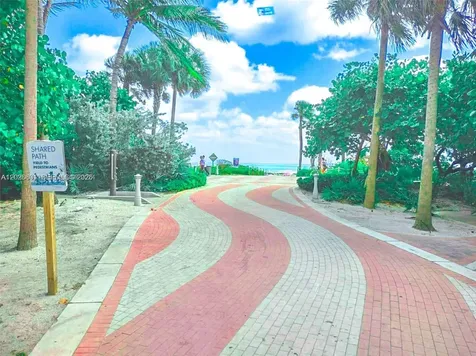 2924 Collins Avenue Miami Beach FL 33140