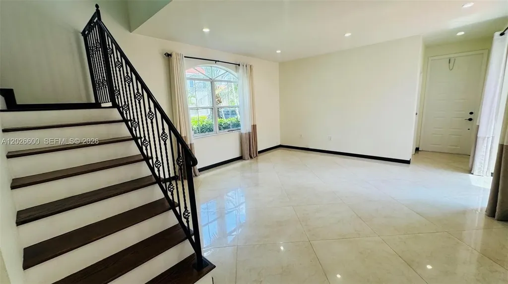 1094 Redwood Street Hollywood FL 33019