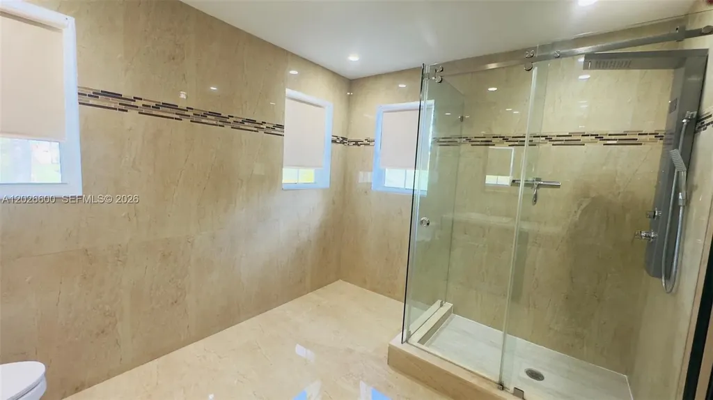 1094 Redwood Street Hollywood FL 33019
