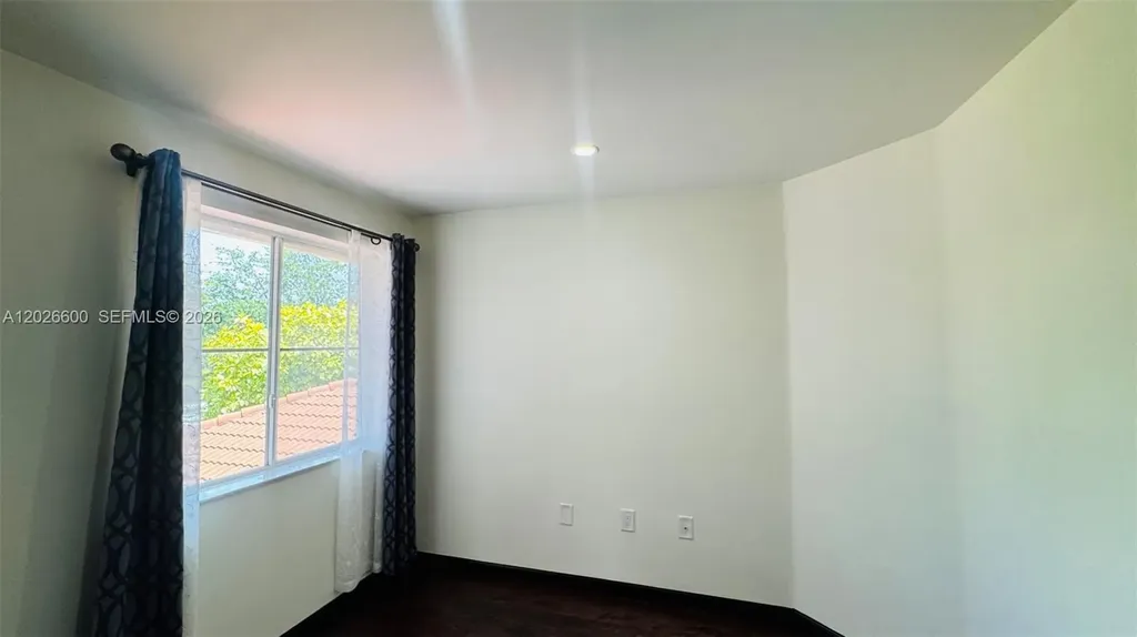 1094 Redwood Street Hollywood FL 33019