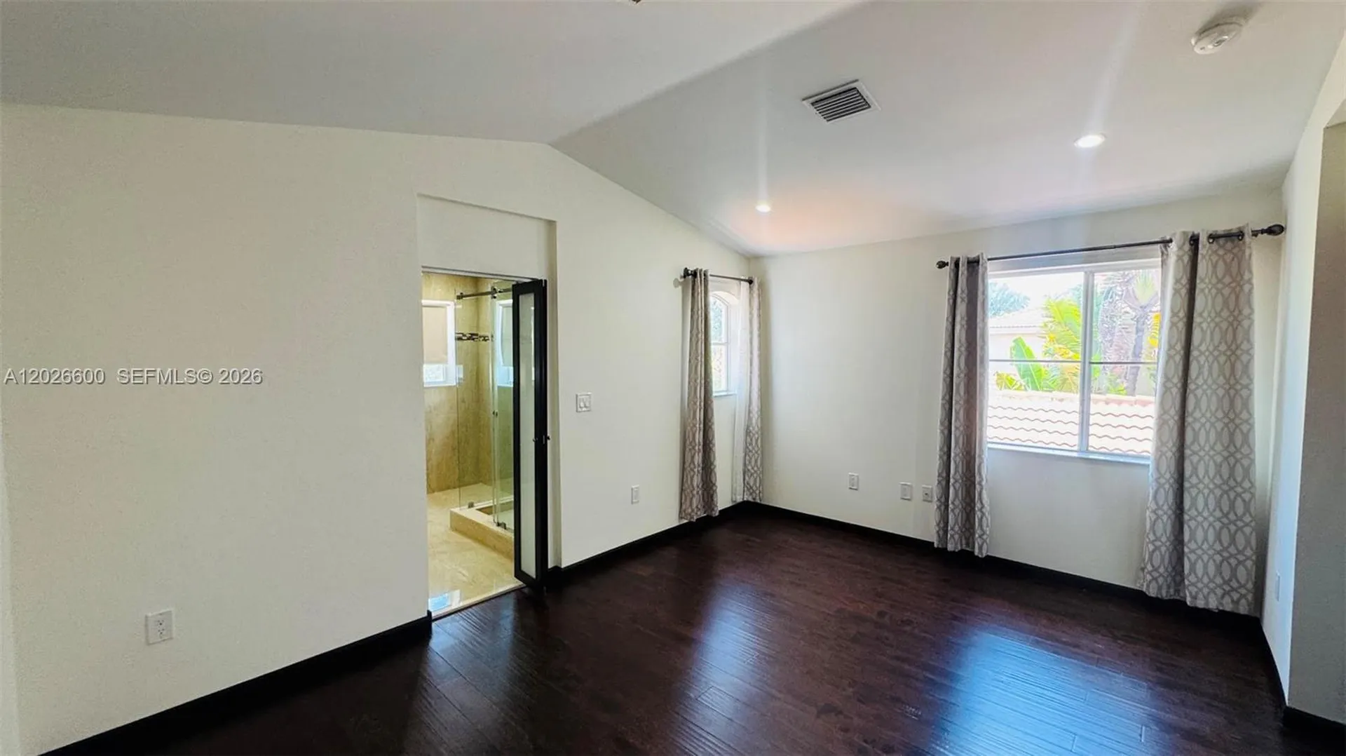 1094 Redwood Street Hollywood FL 33019