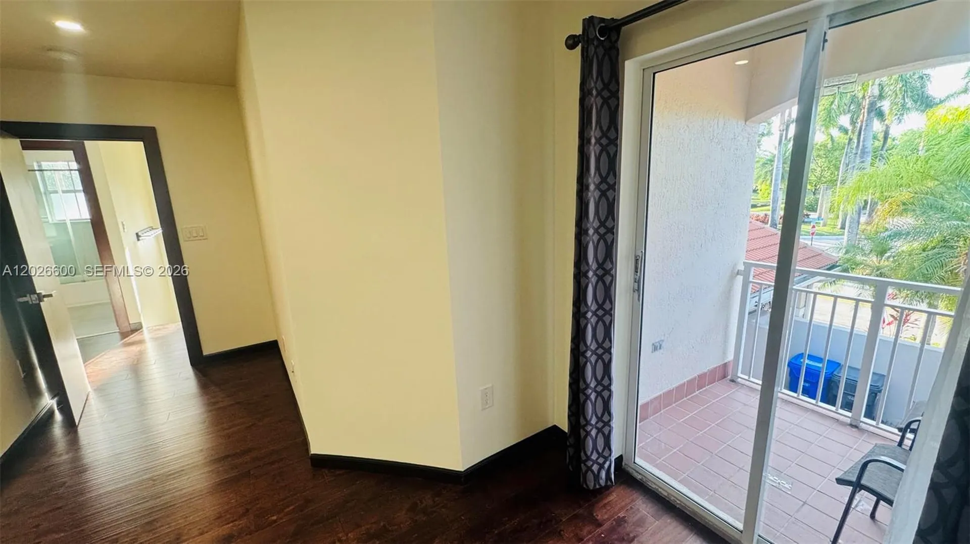 1094 Redwood Street Hollywood FL 33019
