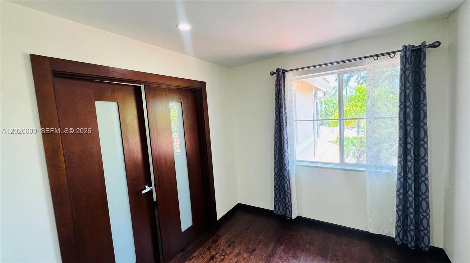 1094 Redwood Street Hollywood FL 33019
