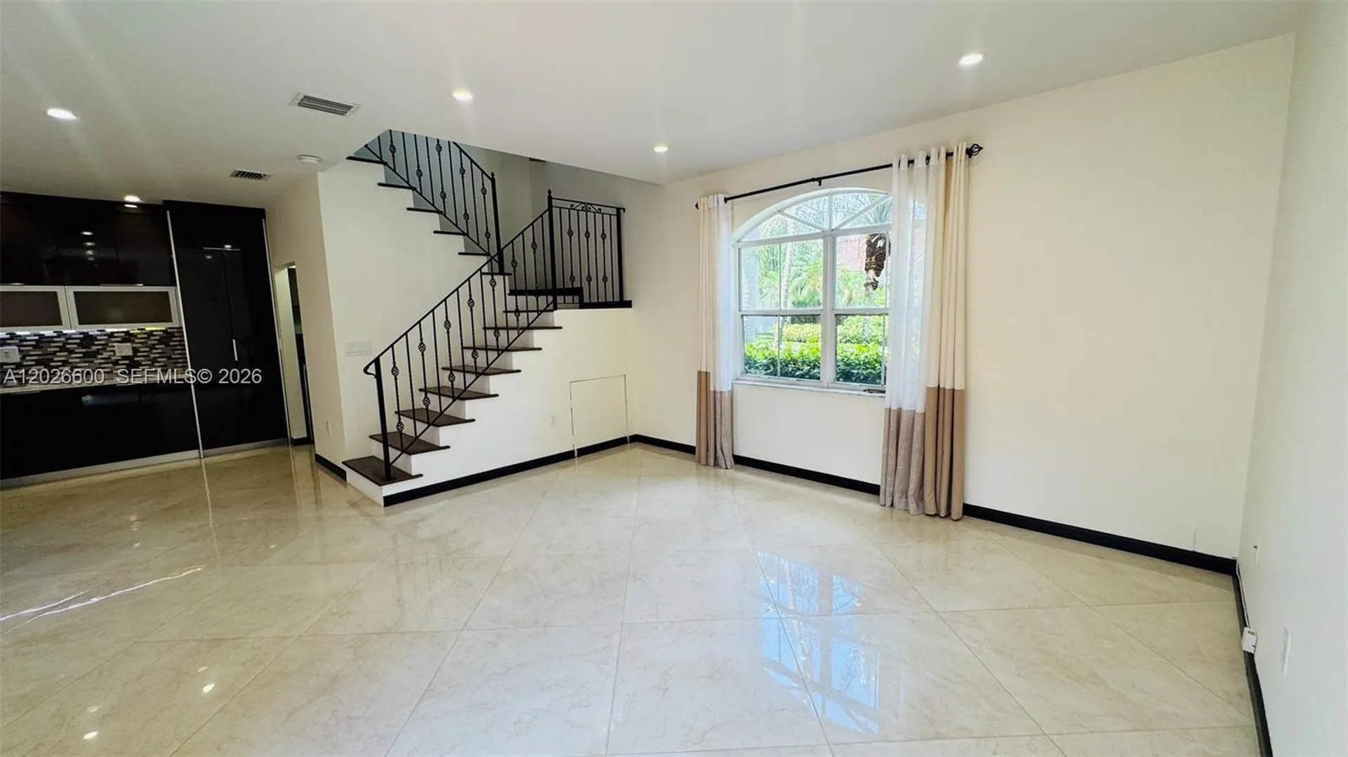 1094 Redwood Street Hollywood FL 33019