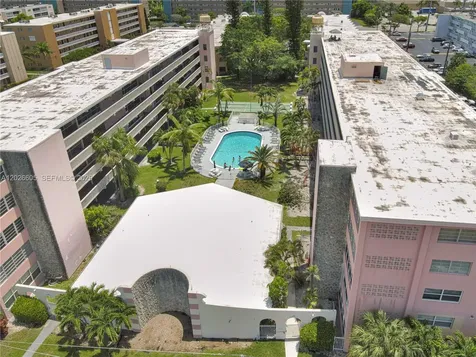 180 NE 12th Avenue Hallandale Beach FL 33009