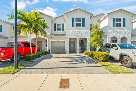 2641 SE 12th Street Homestead FL 33035