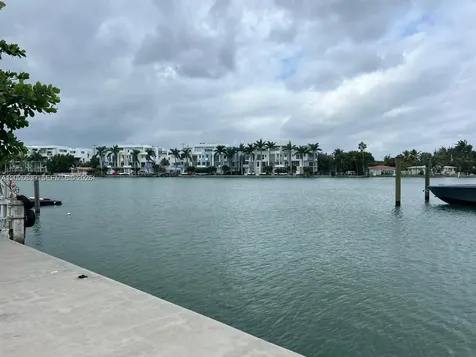 7590 Bayside Lane Miami Beach FL 33141