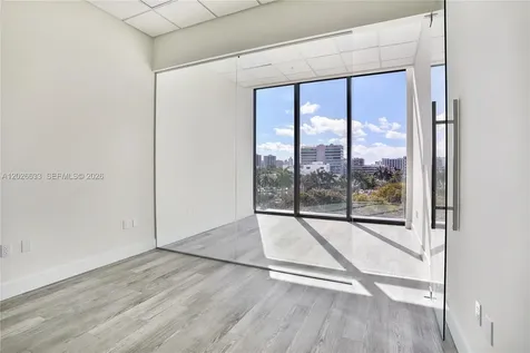 21290 Biscayne Boulevard Aventura FL 33180