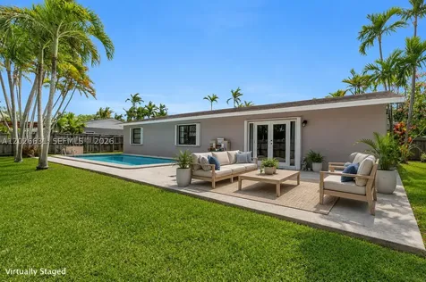 18645 SW 90th Avenue Cutler Bay FL 33157