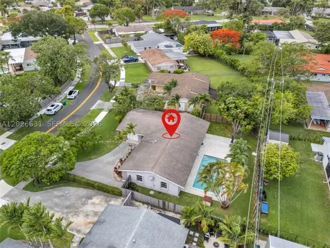 18645 SW 90th Avenue Cutler Bay FL 33157