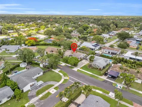18645 SW 90th Avenue Cutler Bay FL 33157