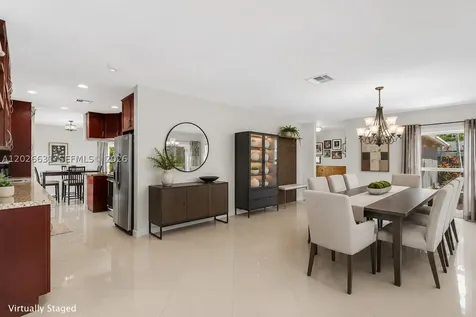 18645 SW 90th Avenue Cutler Bay FL 33157