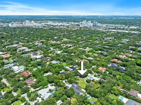 9651 SW 63rd Court Pinecrest FL 33156