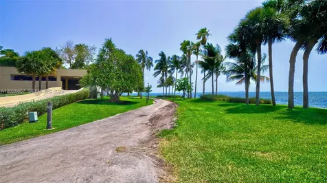 2 Grove Isle Drive Miami FL 33133