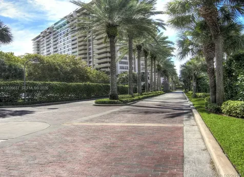2 Grove Isle Drive Miami FL 33133