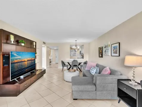 3660 Citrus Trace Davie FL 33328