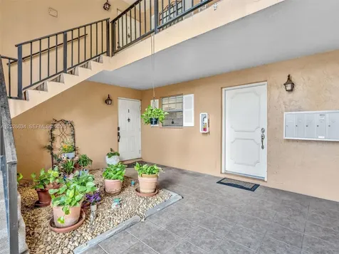 3660 Citrus Trace Davie FL 33328
