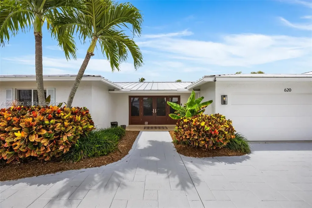 620 SE 11th Street Pompano Beach FL 33060
