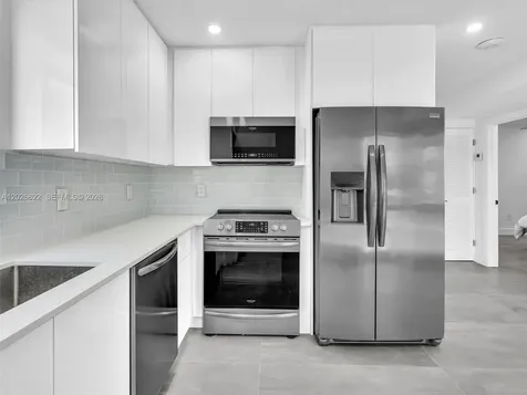 11900 N Bayshore Drive North Miami FL 33181