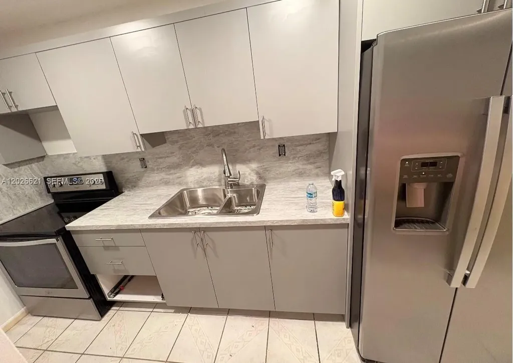 2770 NW 193rd Terrace Miami Gardens FL 33056