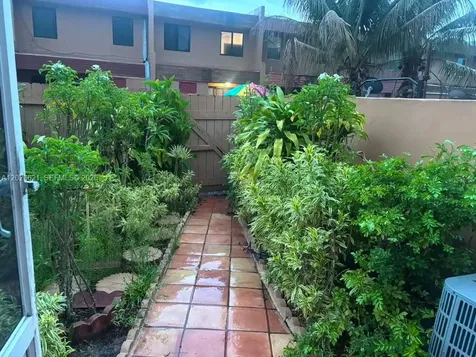 2770 NW 193rd Terrace Miami Gardens FL 33056
