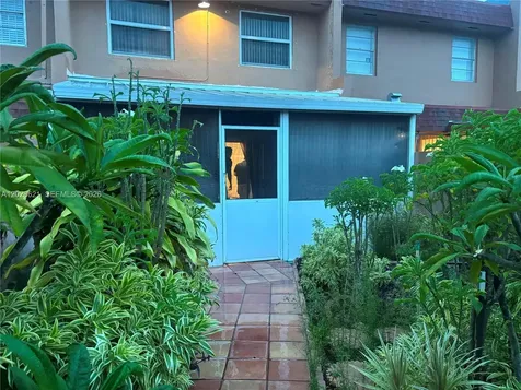 2770 NW 193rd Terrace Miami Gardens FL 33056