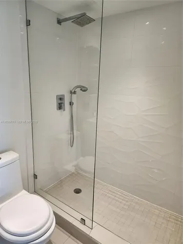 16558 NE 26th Avenue North Miami Beach FL 33160
