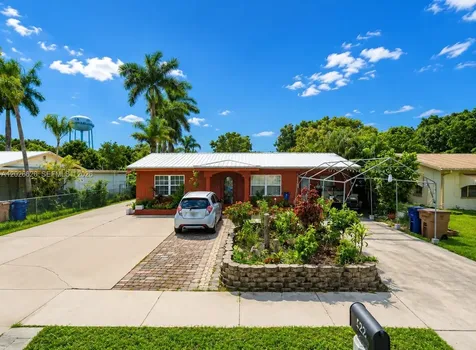 422 Ballair Road Fort Myers FL 33905