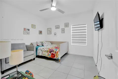 21460 SW 127th Place Miami FL 33177