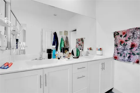 21460 SW 127th Place Miami FL 33177