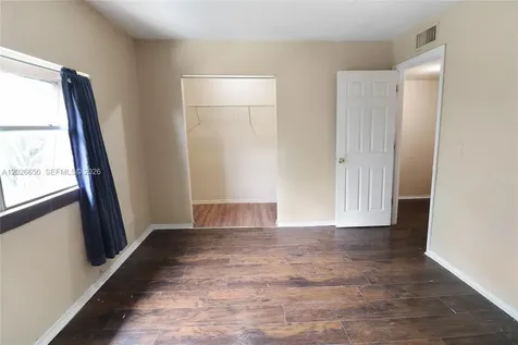2235 NW 59th Way Lauderhill FL 33313