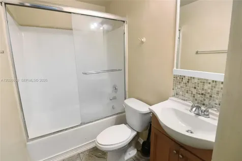2235 NW 59th Way Lauderhill FL 33313