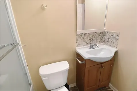 2235 NW 59th Way Lauderhill FL 33313