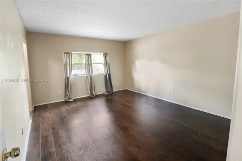 2235 NW 59th Way Lauderhill FL 33313