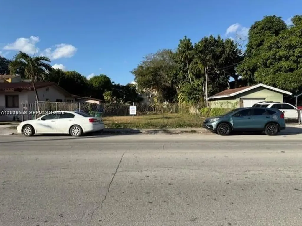 1121 NW 2nd Street Miami FL 33128