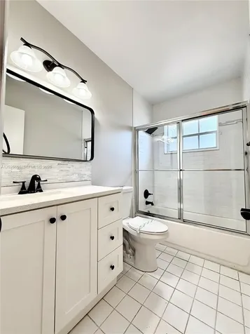 206 SE 3rd Place Dania Beach FL 33004