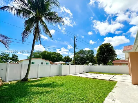206 SE 3rd Place Dania Beach FL 33004