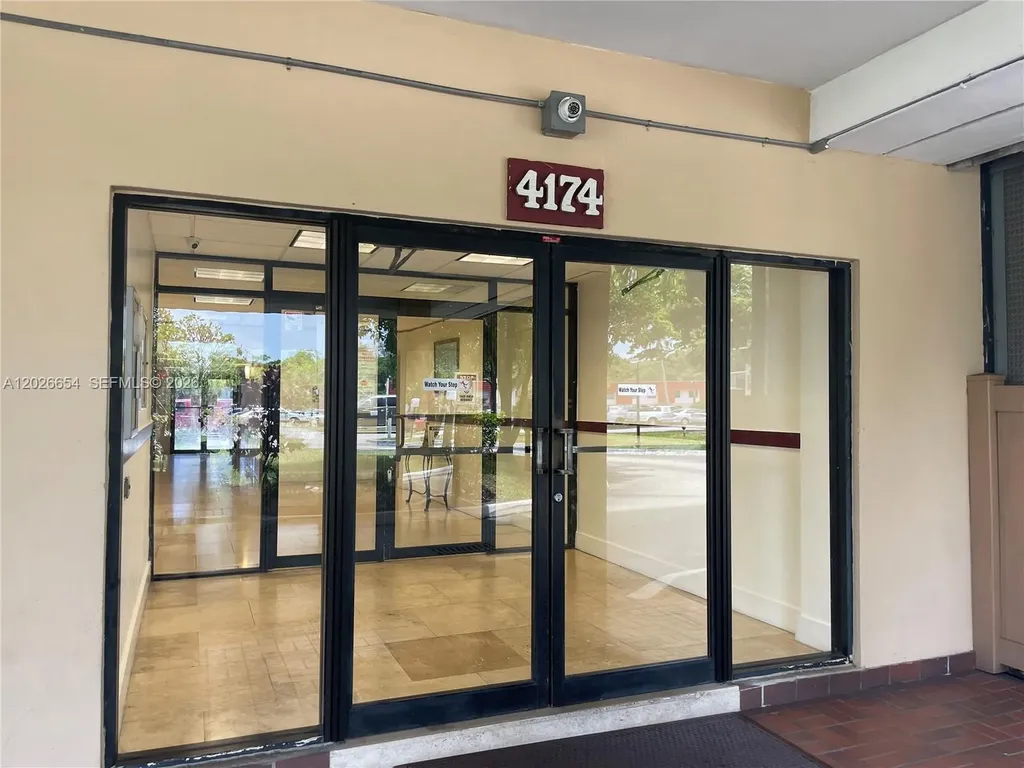 4174 Inverrary Drive Lauderhill FL 33319