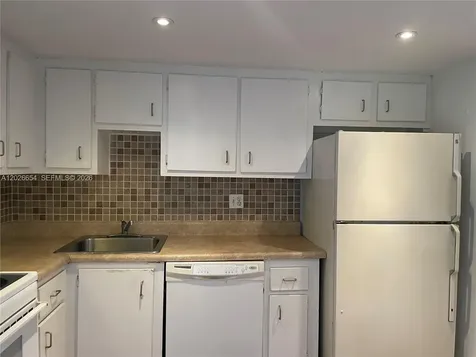4174 Inverrary Drive Lauderhill FL 33319