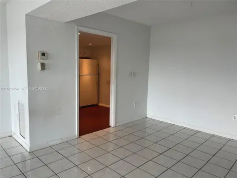 4174 Inverrary Drive Lauderhill FL 33319