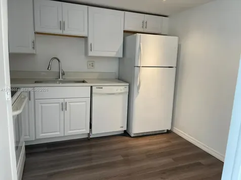 4174 Inverrary Drive Lauderhill FL 33319
