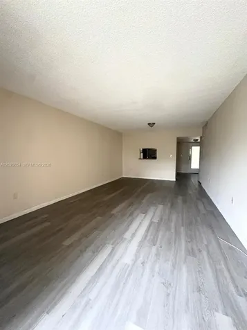 4174 Inverrary Drive Lauderhill FL 33319