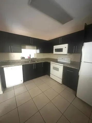 4174 Inverrary Drive Lauderhill FL 33319