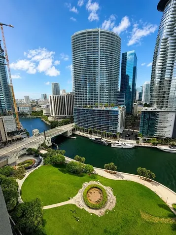 475 Brickell Avenue Miami FL 33131
