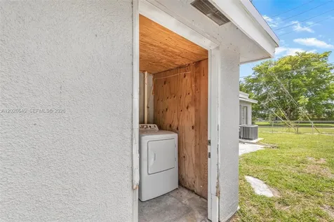 1200 NW 87th Street Miami FL 33147