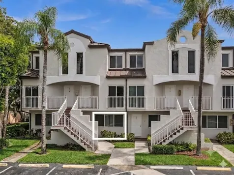 8695 NW 6th Lane Miami FL 33126