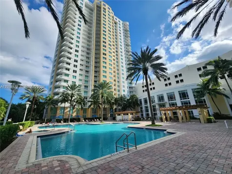 1745 E Hallandale Beach Boulevard Hallandale Beach FL 33009