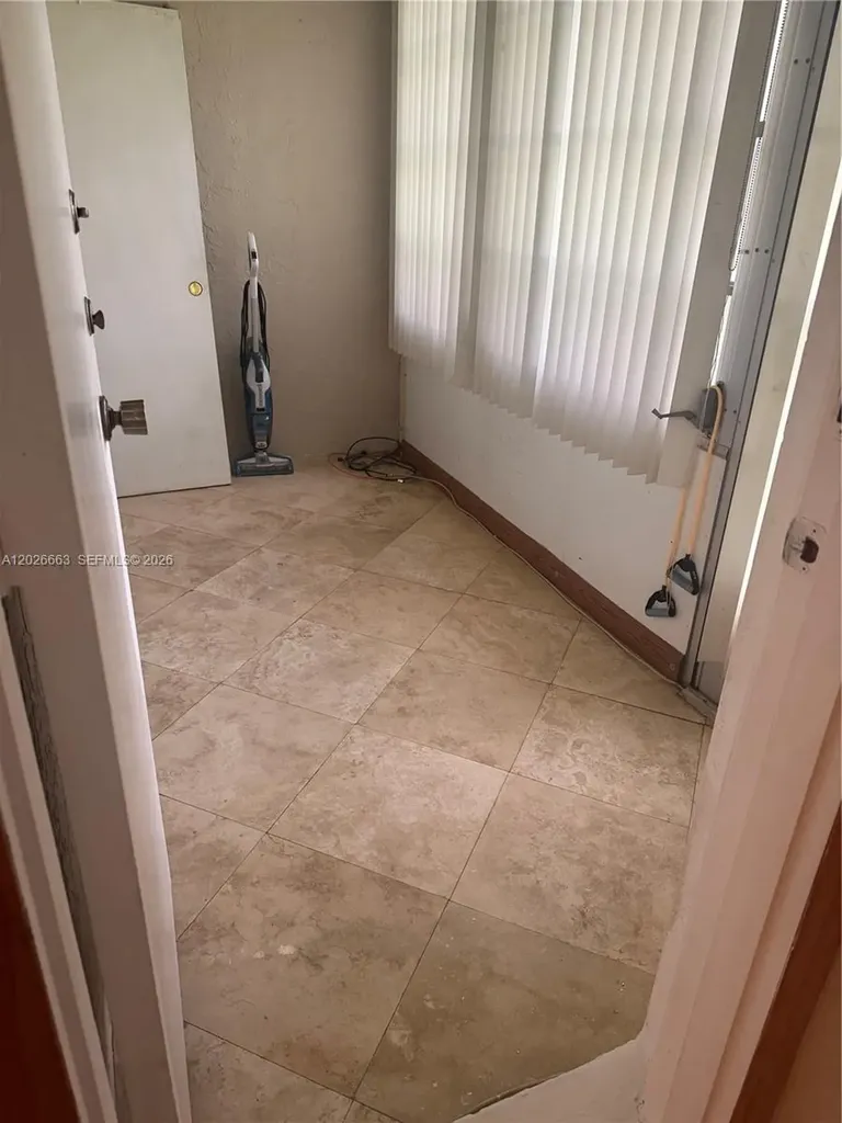 100 Ashbury Road Hollywood FL 33024